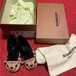 Infant Burberry shoes size 17 worn once and in great condition